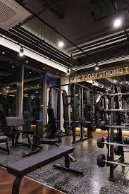 Σύγχρονο studio personal training με επαγγελματικό εξοπλισμό στη Ρόδο